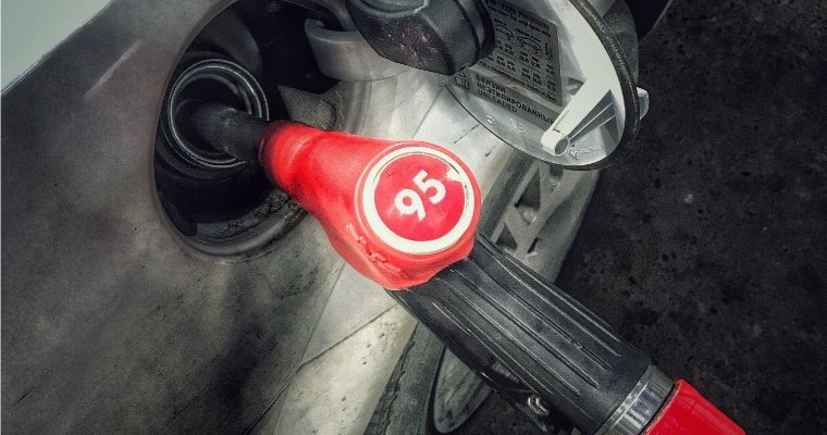 Цены на бензин в Удмуртии продолжают расти