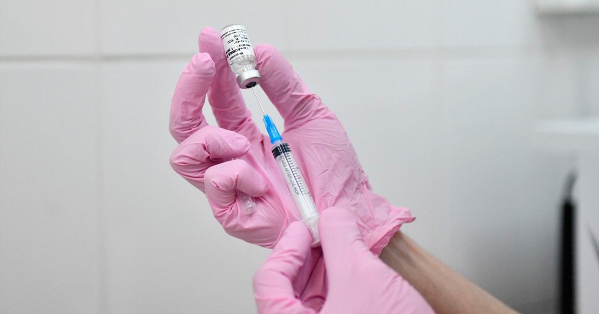 

Собянин: к вакцинации от коронавируса в Москве привлекут новые категории населения

