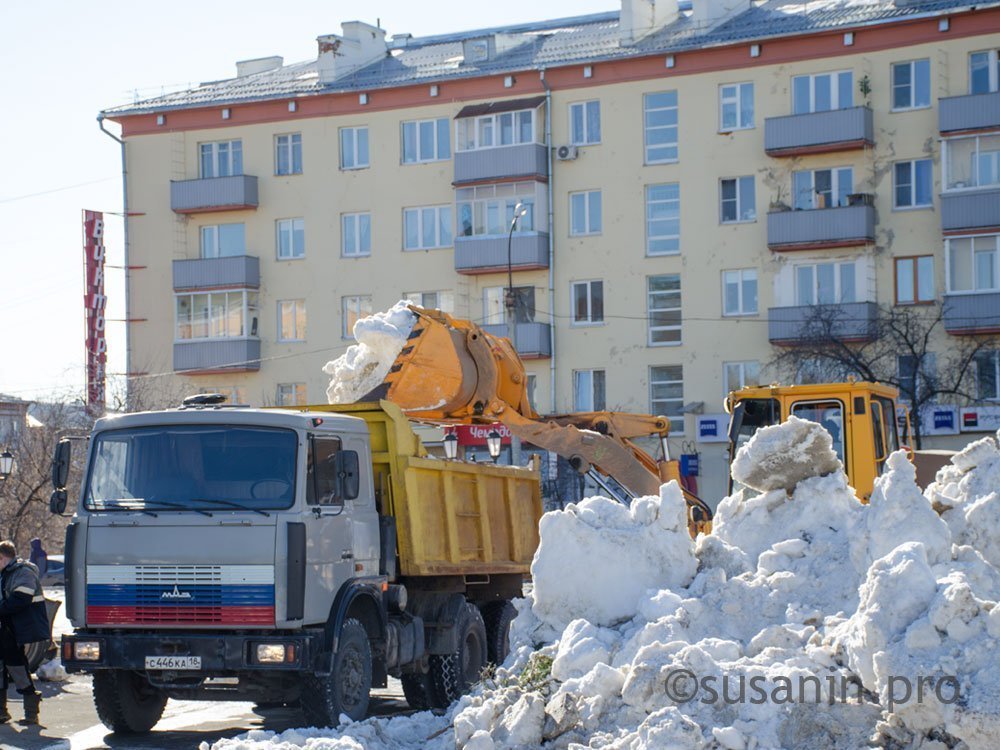 В ночь на 7 декабря с улиц Ижевска будут вывозить снег