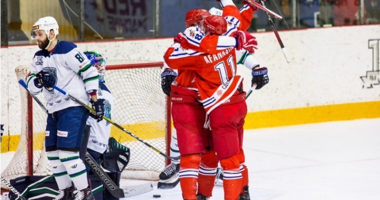 Хоккеисты «Ижстали» одержали победу над «Югрой» в последнем домашнем матче