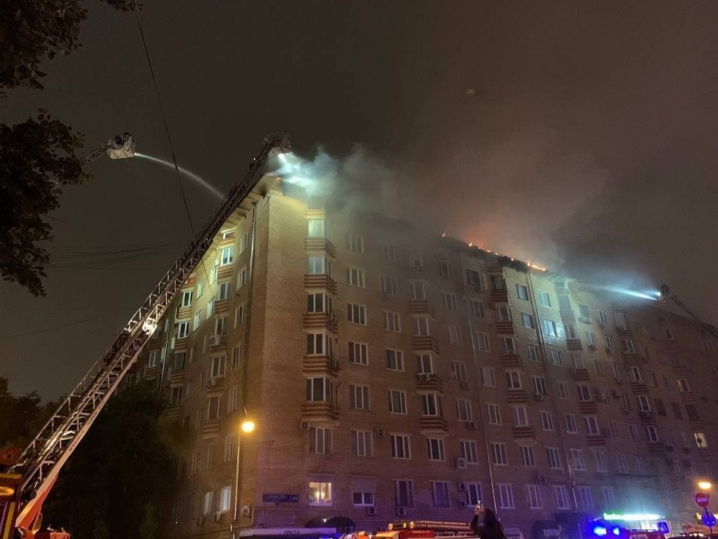 В Москве из жилого дома эвакуировали 400 жителей