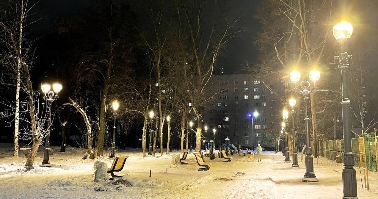 В Глазове завершили благоустройство сквера у «Глазовчанки»