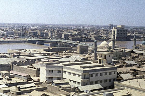 8 человек погибли в результате взрыва на рынке в Багдаде