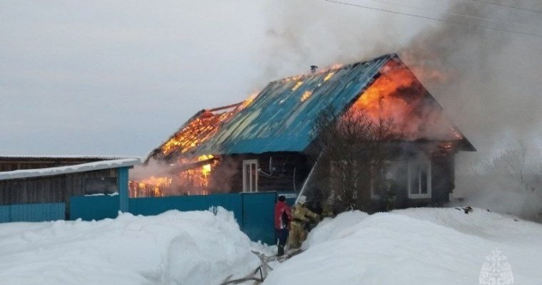 На пожаре в Сюмсинском районе погиб мужчина