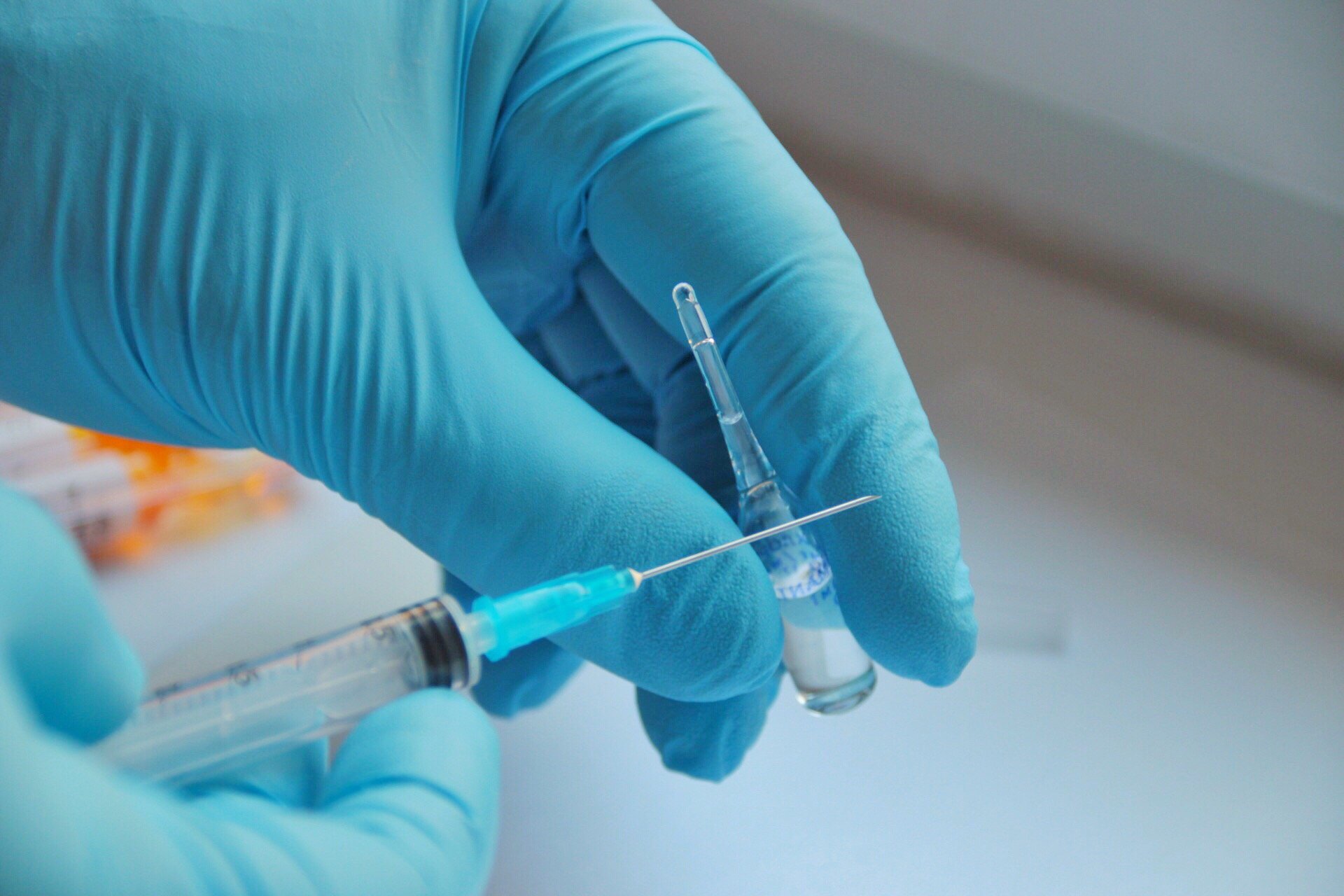 В Удмуртию поступило более 100 тысяч доз вакцины от гриппа для взрослых
