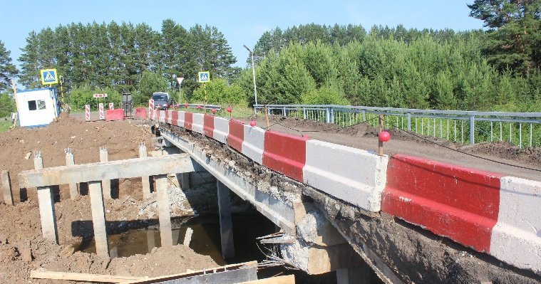 Ремонт моста на дороге Сарапул-Каракулино закончат к сентябрю