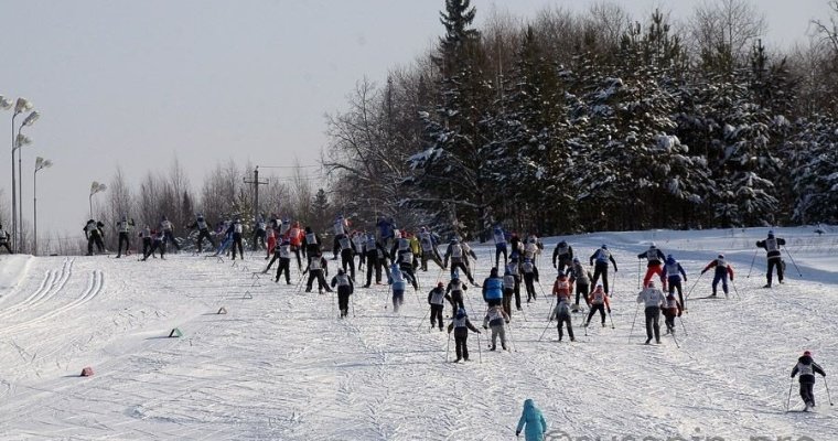 В День зимних видов спорта жители Удмуртии смогут бесплатно покататься на коньках, лыжах и тюбингах