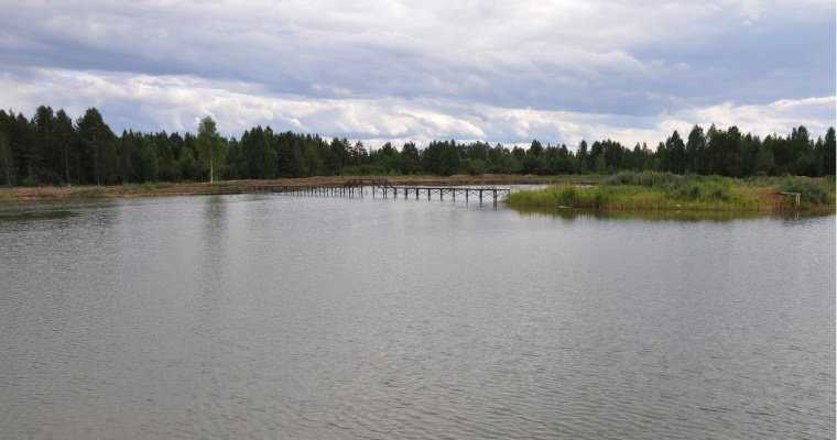 На строящейся базе отдыха «Деревня рыбака» в Воткинске выкопан и зарыблен искусственный пруд