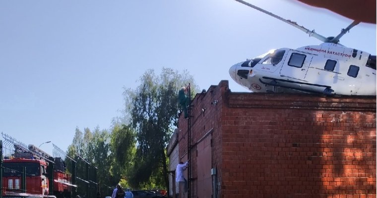 Вертолёт санавиации совершил аварийную посадку на территории РКБ № 1 в Ижевске