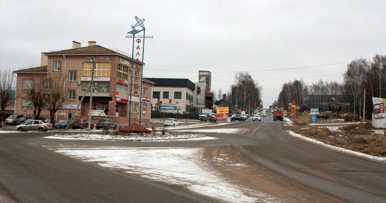 Улицу Фалалеева в Можге начали расширять до трёх полос