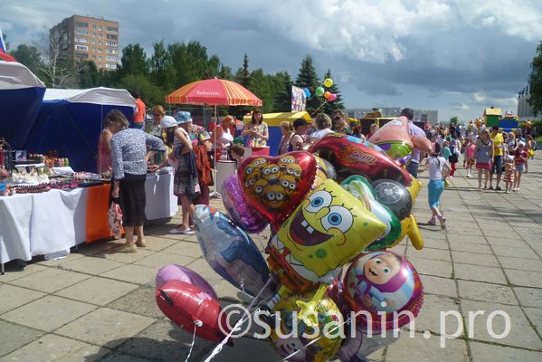 Праздничные площадки ко Дню города открылись в Ижевске