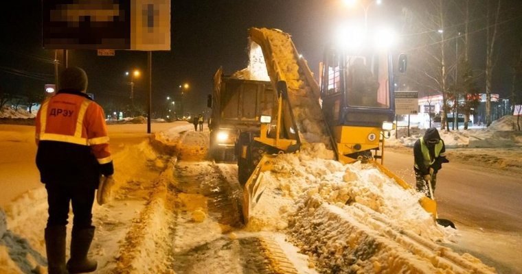 Более 500 тыс кубометров снега вывезли с улиц Ижевска с начала зимнего периода