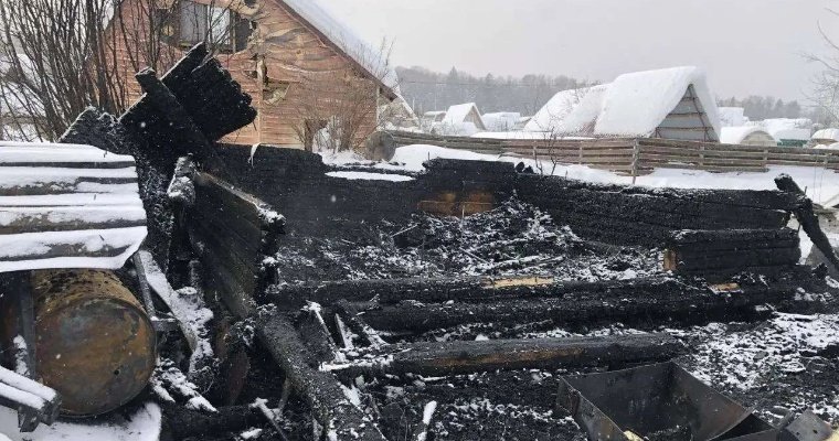 Ижевчанка погибла в пожаре при попытке спасти свои вещи 