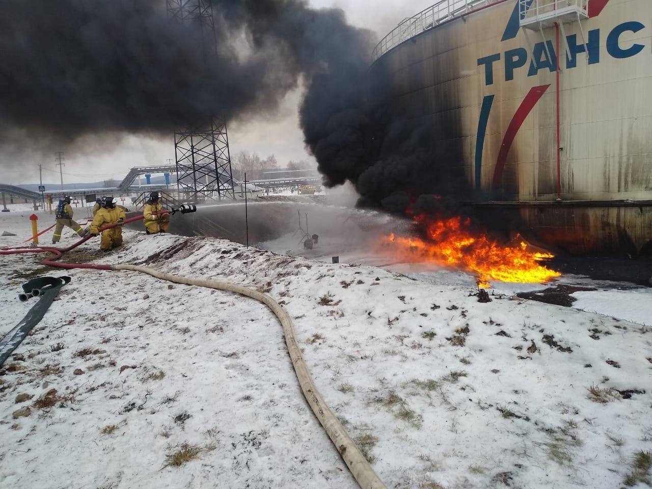 Два человека погибли при пожаре на нефтеперекачивающей станции в Татарстане