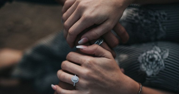 Двух жителей Удмуртии заподозрили в организации фиктивных браков для мигрантов
