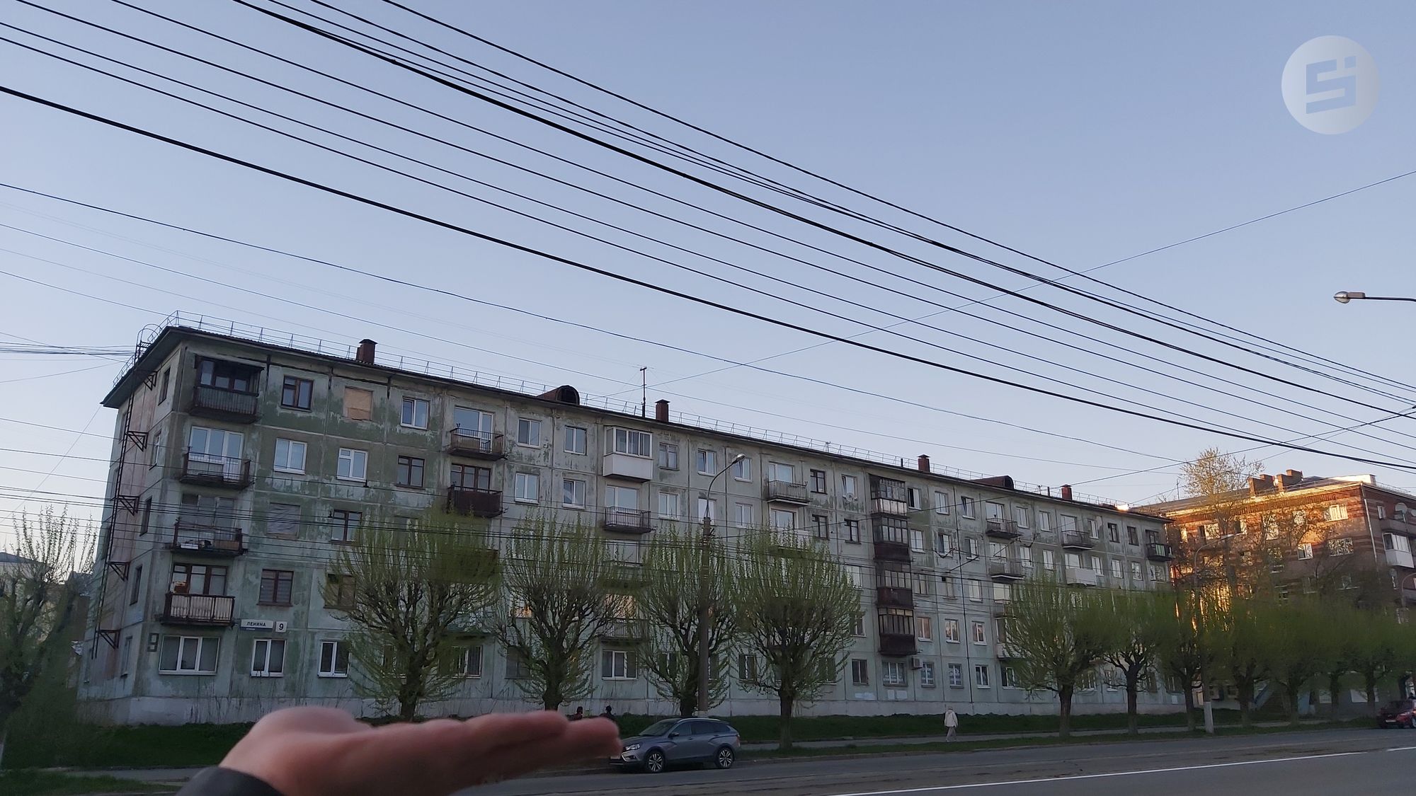 Картина дня: подвижки в сносе первой ижевской хрущёвки и учащение случаев зацепинга