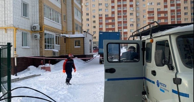 Лишившийся электричества дом на улице Нижней в Ижевске перевели на резервный источник питания 
