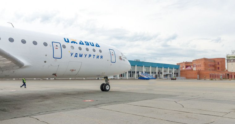 «Ижавиа» будет выполнять субсидируемые полеты в Симферополь из трех городов