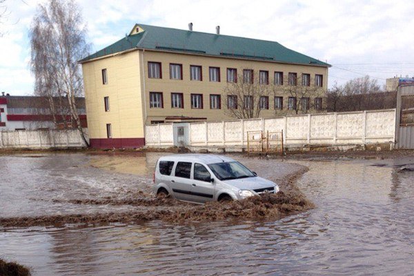 Картина дня в Удмуртии: открытый проезд по Карла Маркса и Камский институт без аккредитации