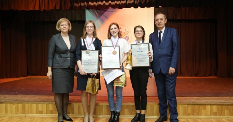 Студентка из Удмуртии выиграла на Всероссийской олимпиаде профмастерства в области образования