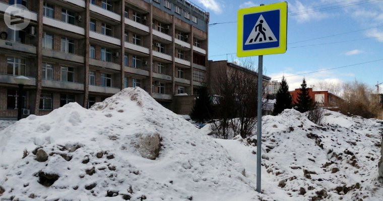 Глава Удмуртии Александр Бречалов заявил о провале снегоуборочной кампании