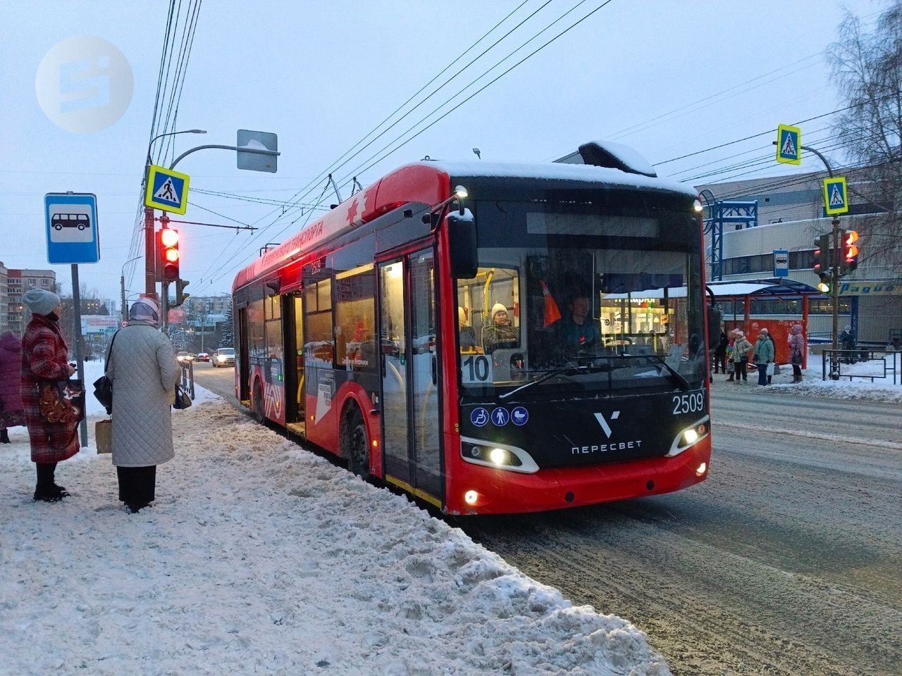 В Ижевске трамваи и троллейбусы со 2 по 11 января будут ездить по расписанию воскресенья