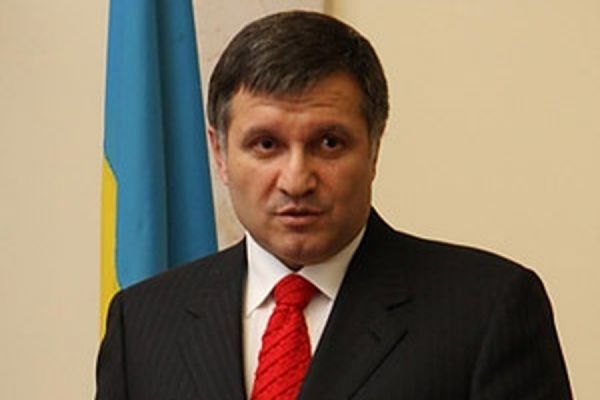 Преподаватель львовского вуза подал в суд на Арсена Авакова за выступление на русском языке