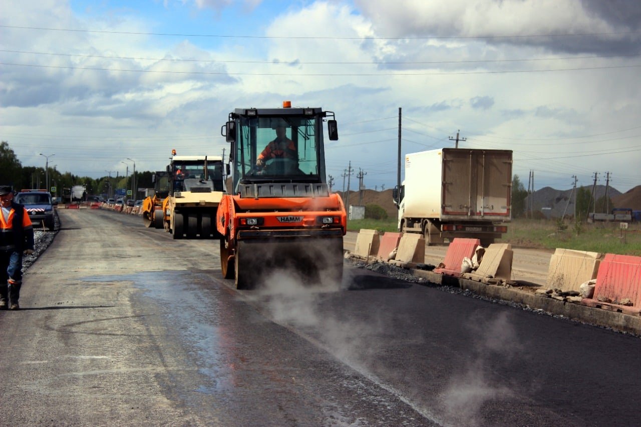Дорожники начали укладку нового асфальта на трассе Ижевск-Сарапул
