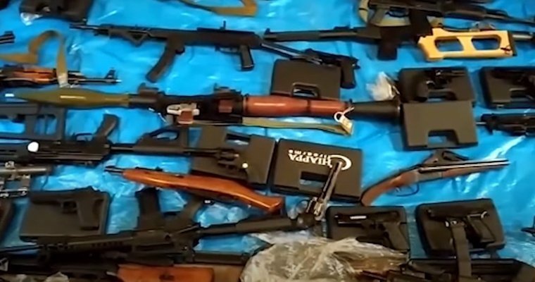 Жители Удмуртии оказались причастными к незаконной продаже оружия в разных регионах России