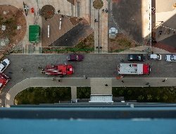 Пожарные учения в Ижевске, восемь погибших при крушении Ми-8 и кораблекрушение у берегов Японии: новости к этому часу