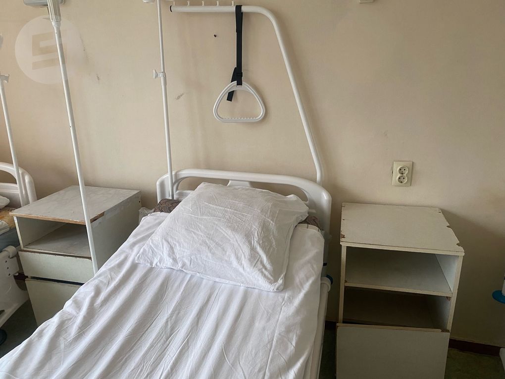 Зашедшего в школу неадекватного мужчину отправили в наркодиспансер в Ижевске