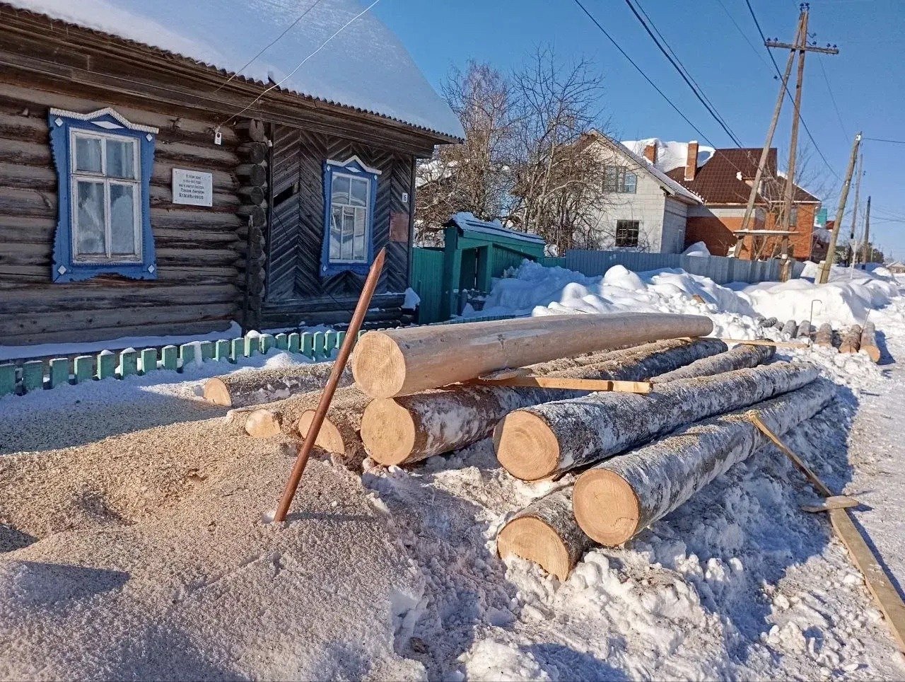 В Удмуртии начали ремонтировать Дом-музей писателя Геннадия Красильникова