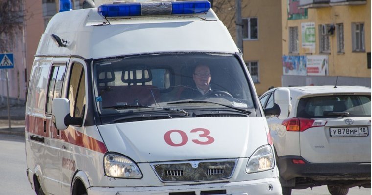 Женщина и ребенок пострадали в ДТП на улице Удмуртской в Ижевске
