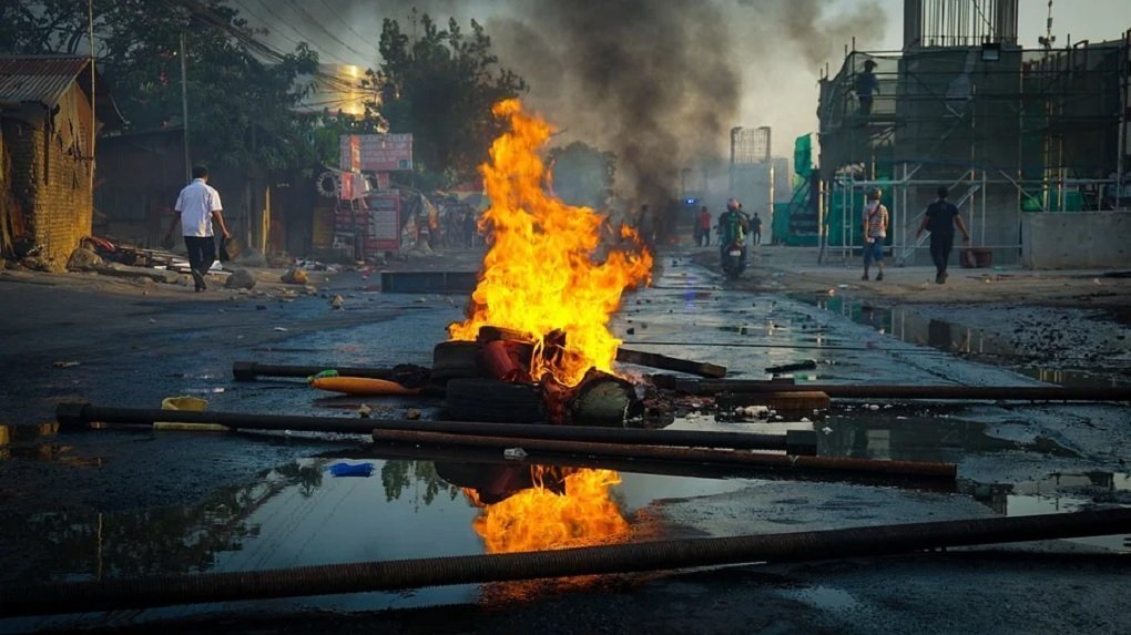 В китайском Гуанчжоу продление локдауна привело к беспорядкам