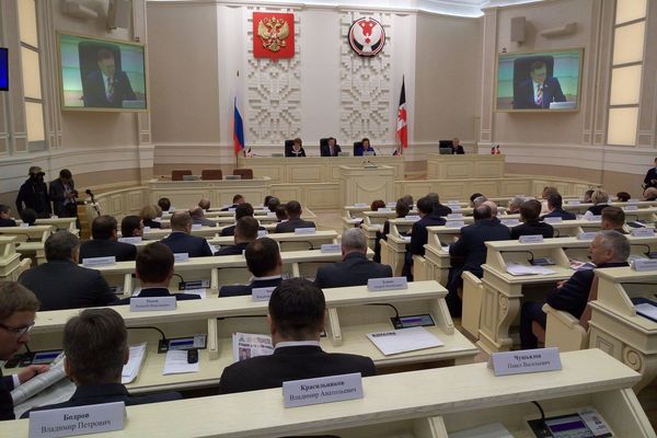 LIVE: ежегодный доклад главы Удмуртии о положении в республике