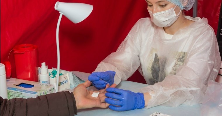 Жители Удмуртии смогут сдать тест на ВИЧ в торговых центрах городов и посёлков 