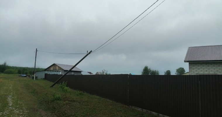 Главы Завьяловского и Малопургинского районов рассказали о повреждениях после непогоды