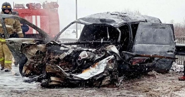 Водитель «Ларгуса» погиб в аварии под удмуртской Селычкой