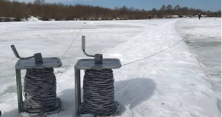 Итоги дня: взрывы льда на реках Удмуртии и большое граффити на жилом доме в Ижевске