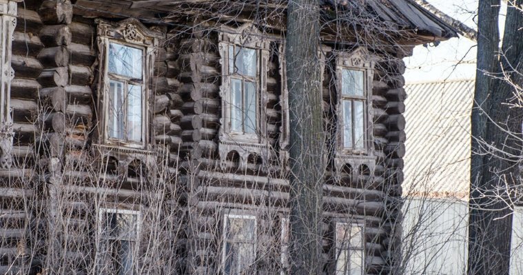 В Ижевске проходит проверка по факту частичного обрушения потолка
