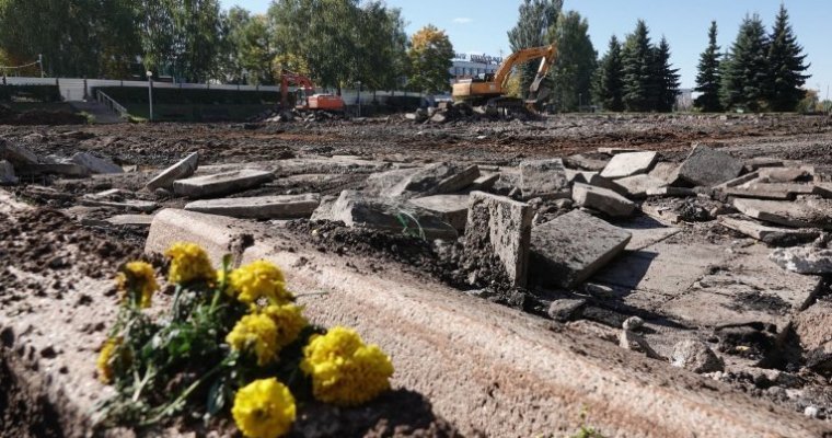 Массовой вырубки деревьев у Центральной площади Ижевска не будет