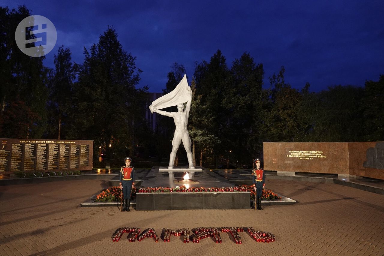 Картину из свечей выложат в День памяти и скорби 22 июня в Ижевске