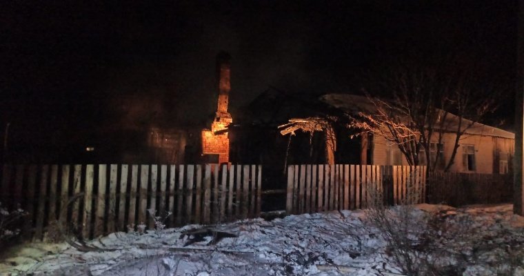 Пожилой житель Кезского района погиб при пожаре в собственном доме