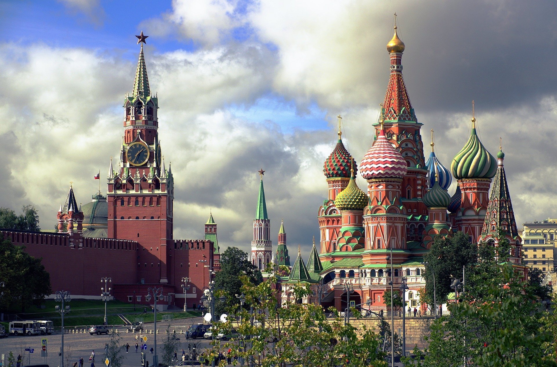 Москва запретила въезд в Россию 963 гражданам США