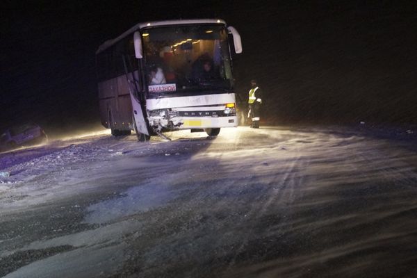 Уголовное дело возбудили по факту аварии с автобусом с подростками в Башкортостане