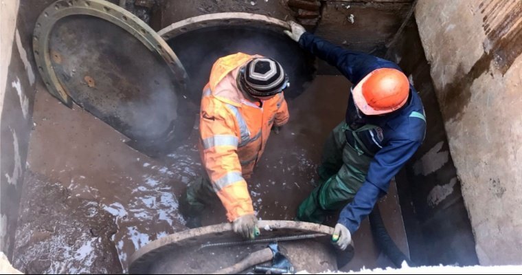 Специалисты «Ижводоканала» продолжают капитальный ремонт сети канализаций в городе
