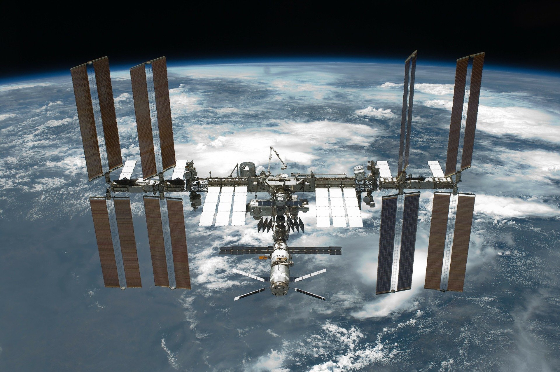 NASA выпустило игру-симулятор полета на МКС