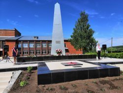 Ко Дню памяти и скорби в Сарапульском районе восстановили мемориал павшим воинам