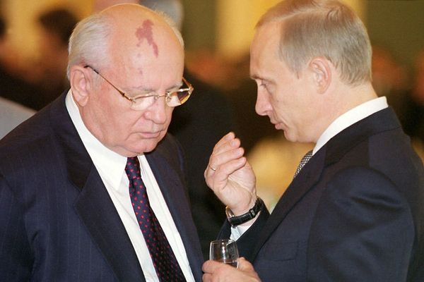 Путин не планирует встречаться с Горбачевым