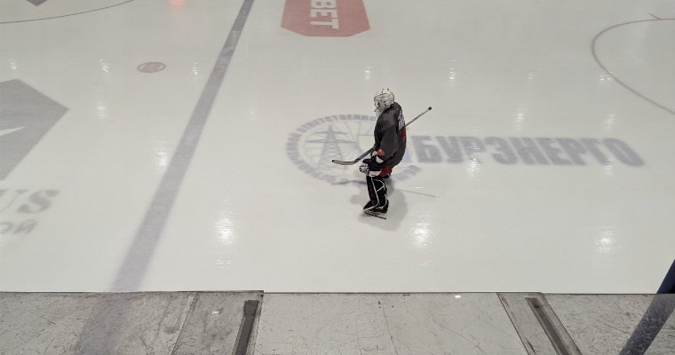 Со счётом 3:4 «Ижсталь» проиграла «Челмету» из Челябинска